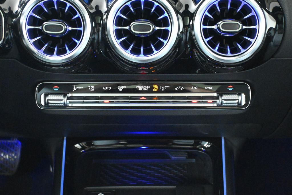 Thumbnail: 2026 Mercedes-Benz GLA - 18