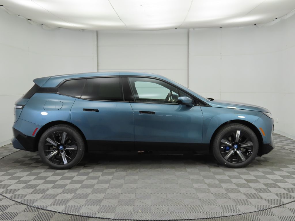 2025 BMW iX xDrive50 4