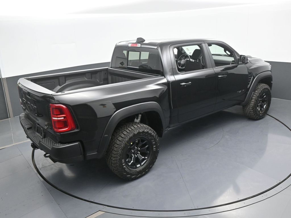 New 2026 Diamond Black Crystal Pearlcoat Ram RHO image 49