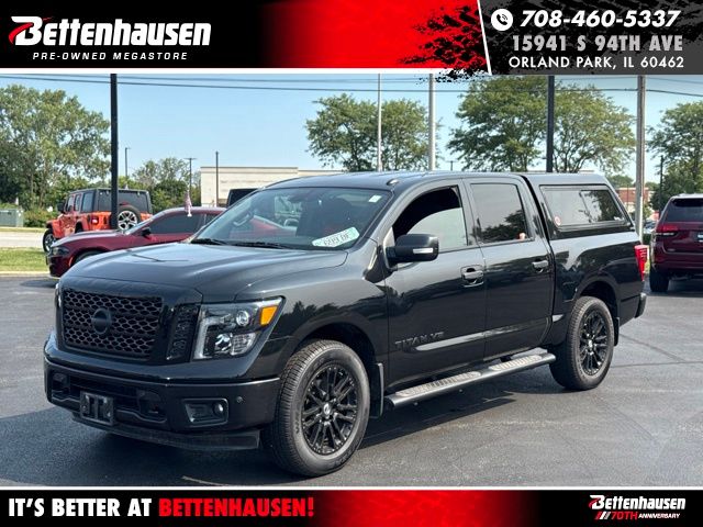 Gray (Magnetic Black) 2019 Nissan Titan Pickup Truck Four-Wheel Drive 7-Speed Automatic