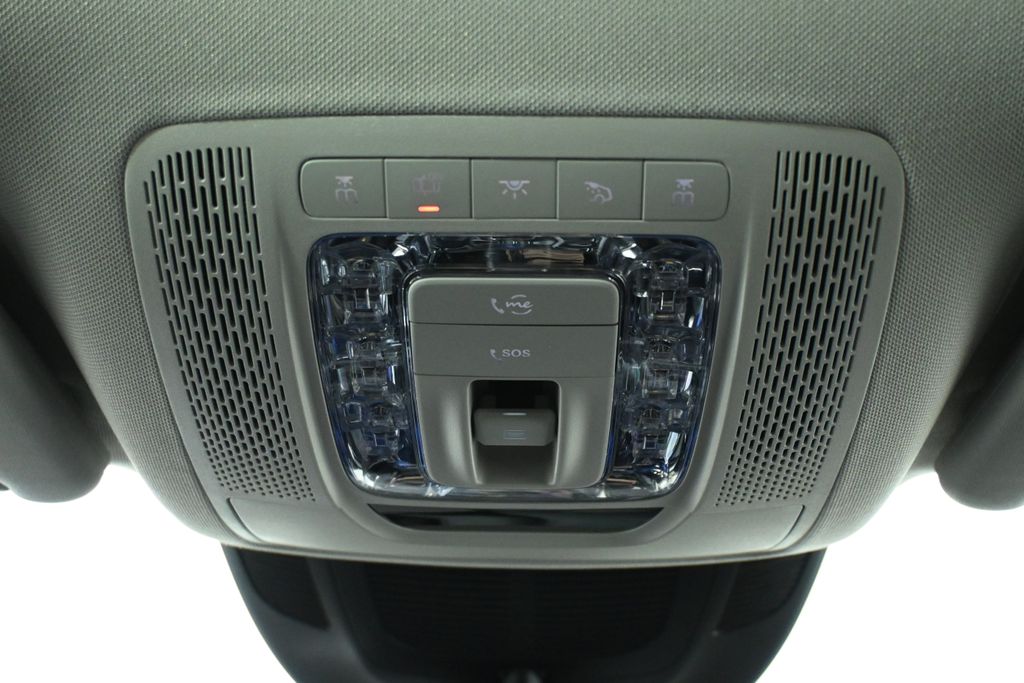 Thumbnail: 2026 Mercedes-Benz GLE - 16