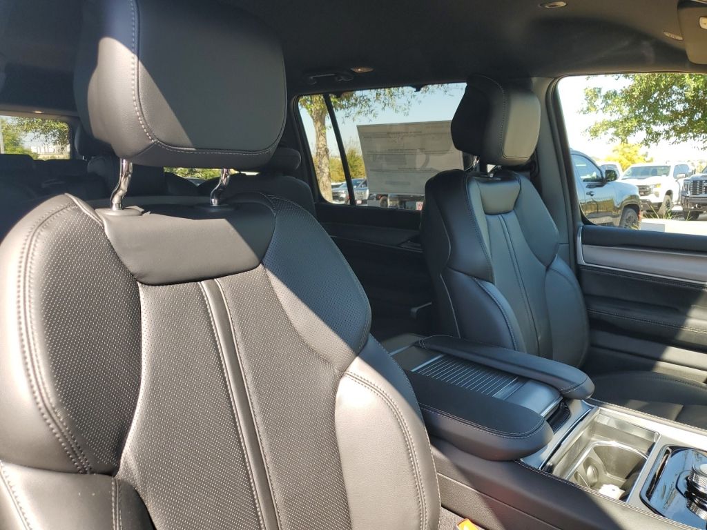 New Car 2025 Jeep Wagoneer  Base For Sale Under $70,000 In Austin, Texas