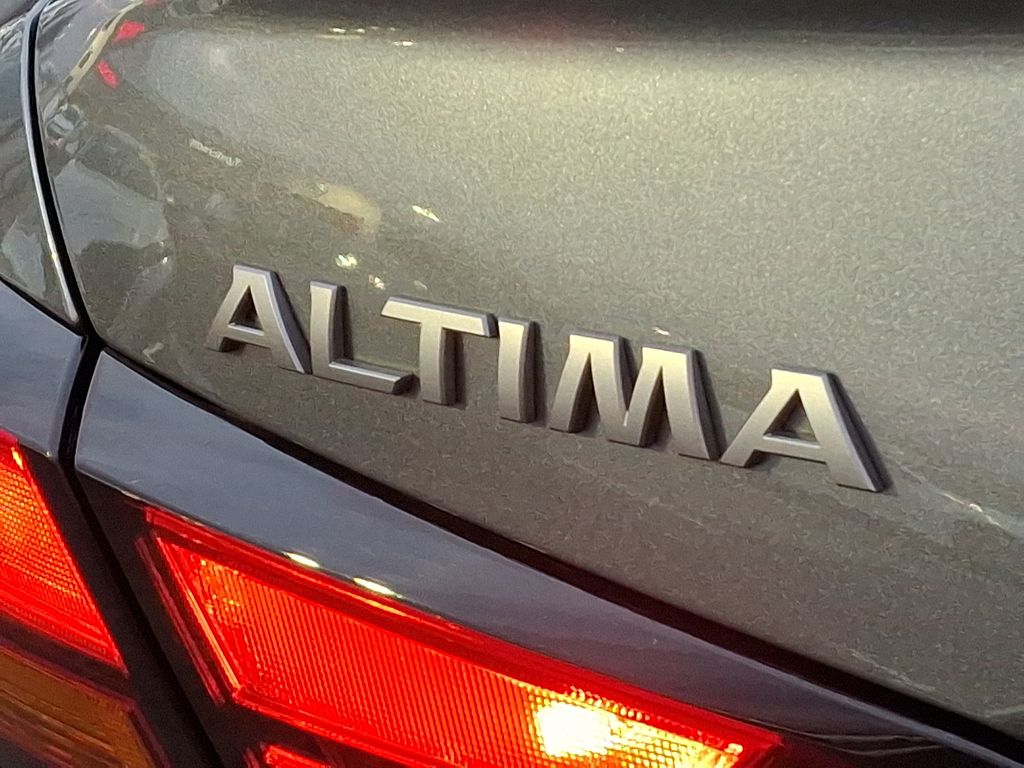 2024 Nissan Altima SL 31