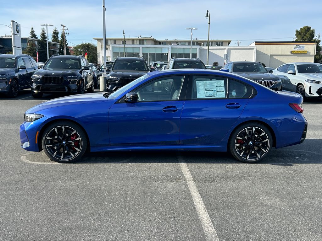 Thumbnail: 2026 BMW 3 Series - 2