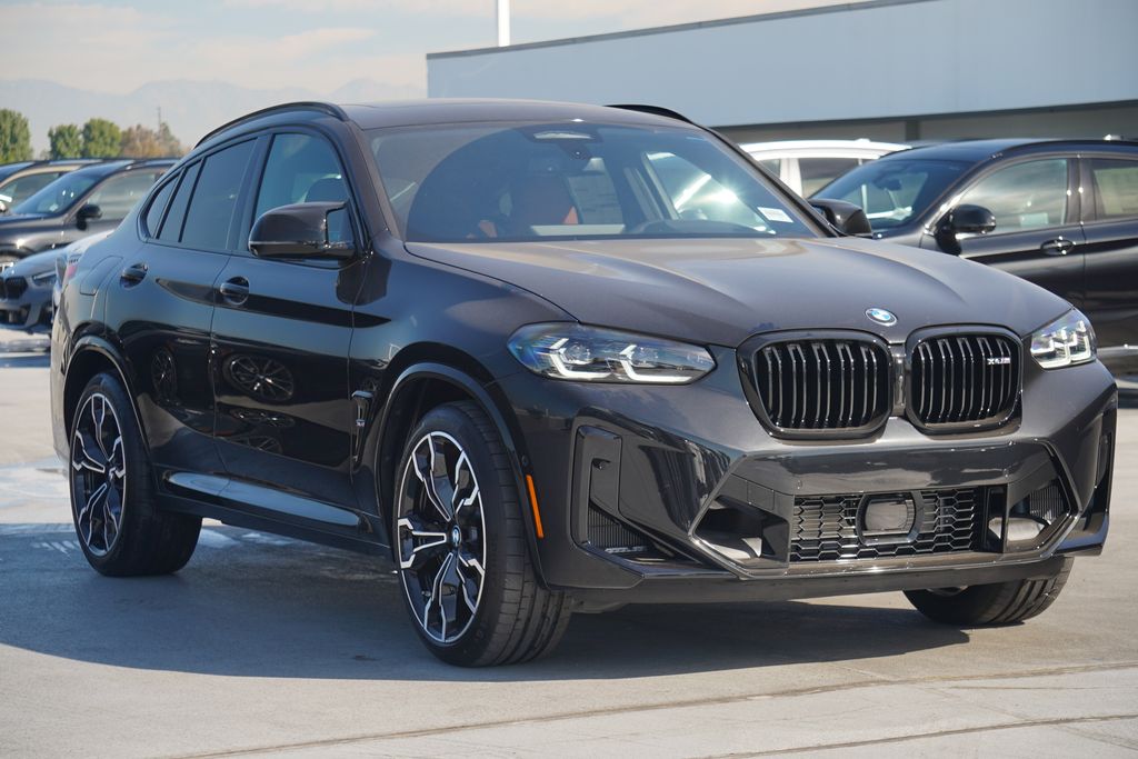 2025 BMW X4 M Base 3