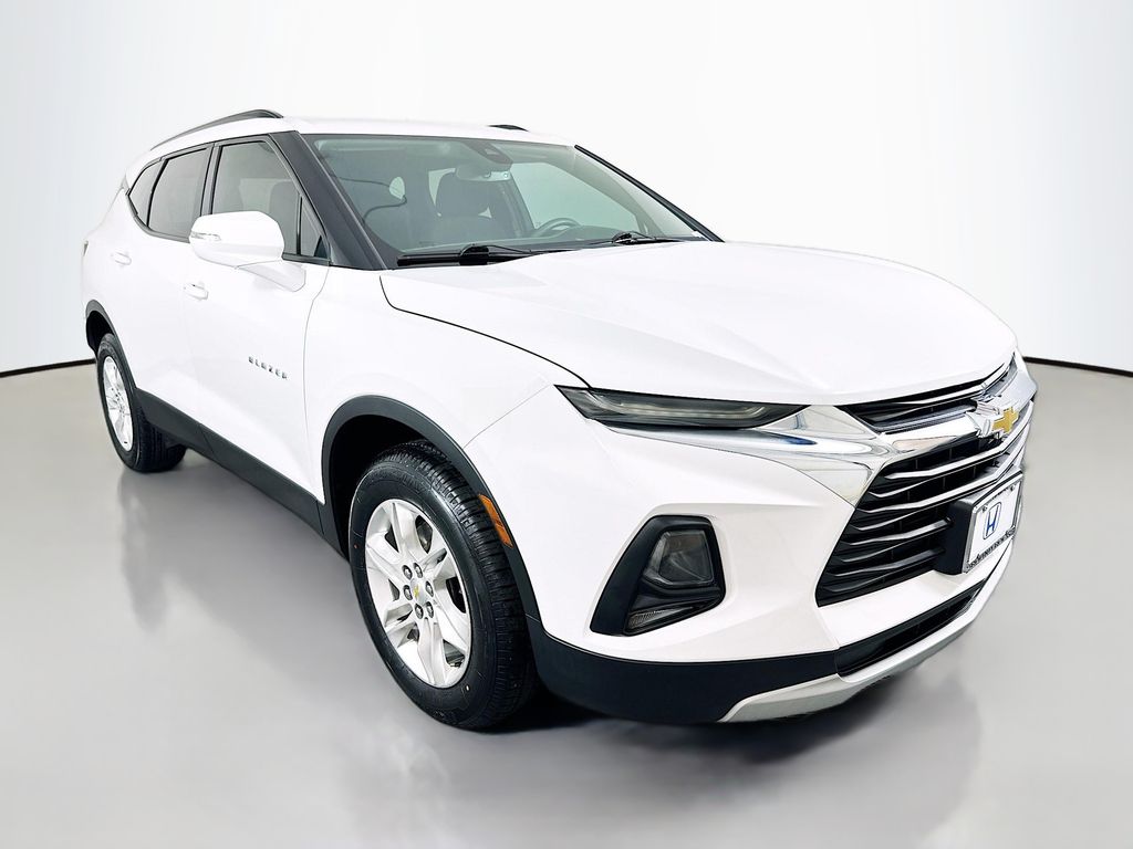 Thumbnail: 2022 Chevrolet Blazer - 3