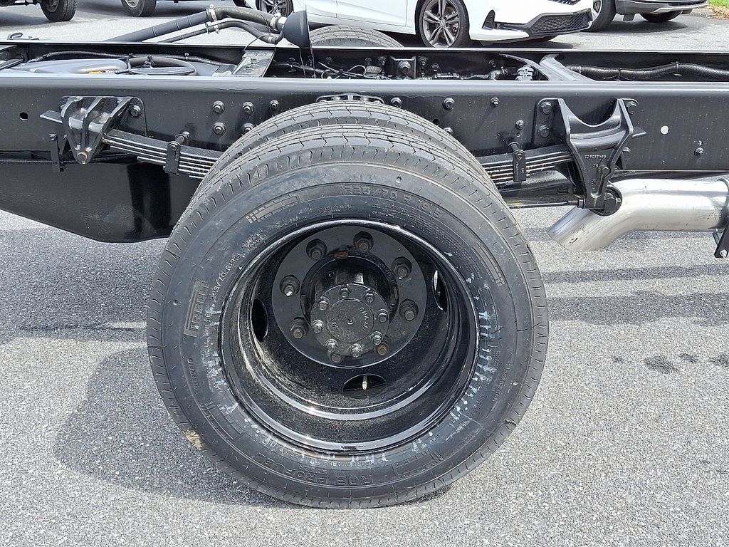 2024 Chevrolet Silverado 4500HD Work Truck - 6