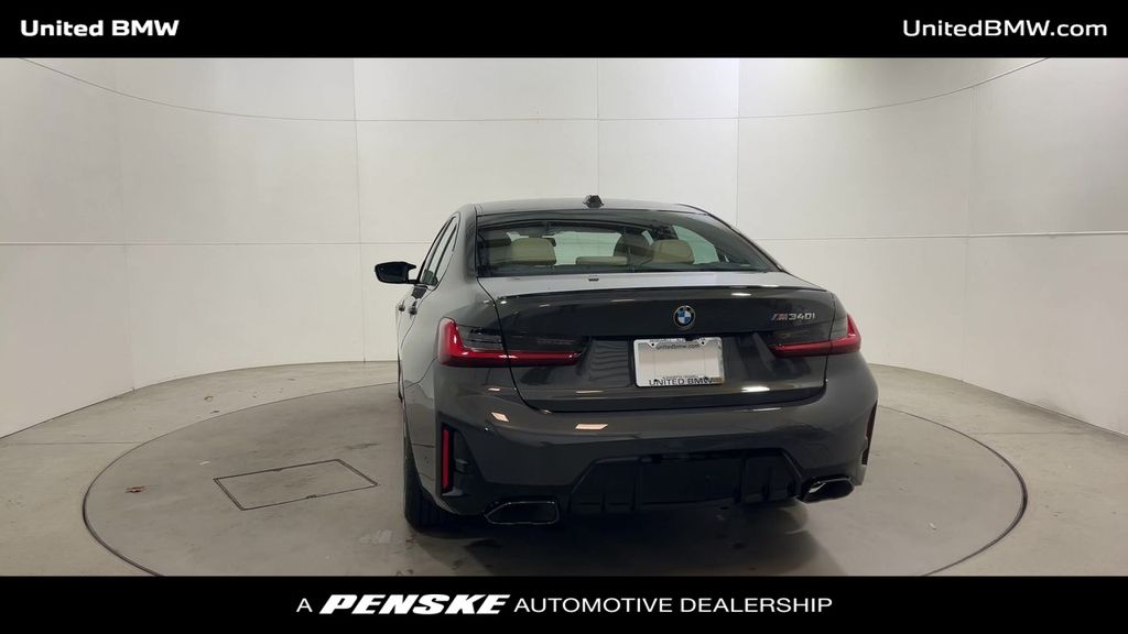 Thumbnail: 2026 BMW 3 Series - 7