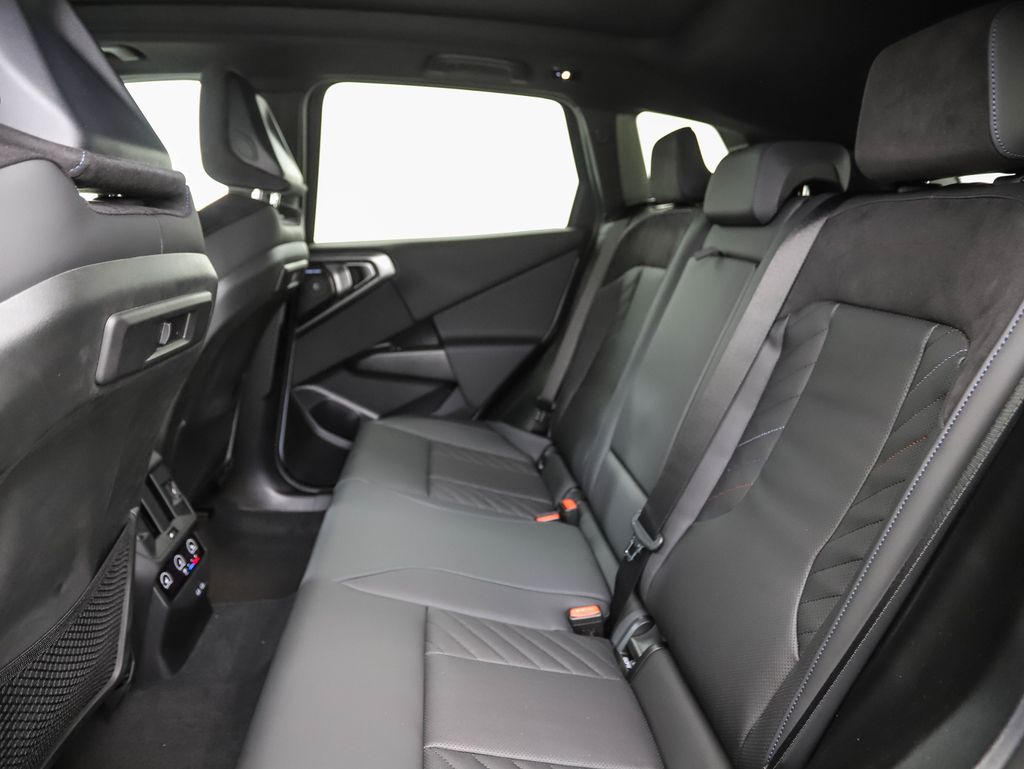 Thumbnail: 2026 BMW X3 - 21