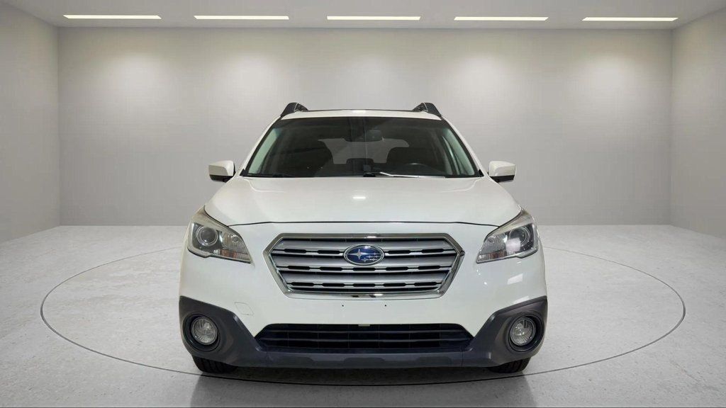 Used 2017 Crystal White Pearl Subaru 2.5i Premium image 17