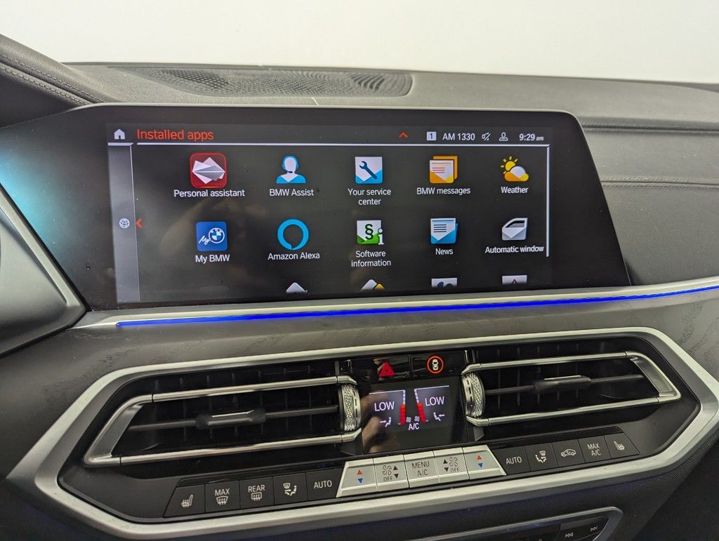 2022 BMW X7 xDrive40i photo