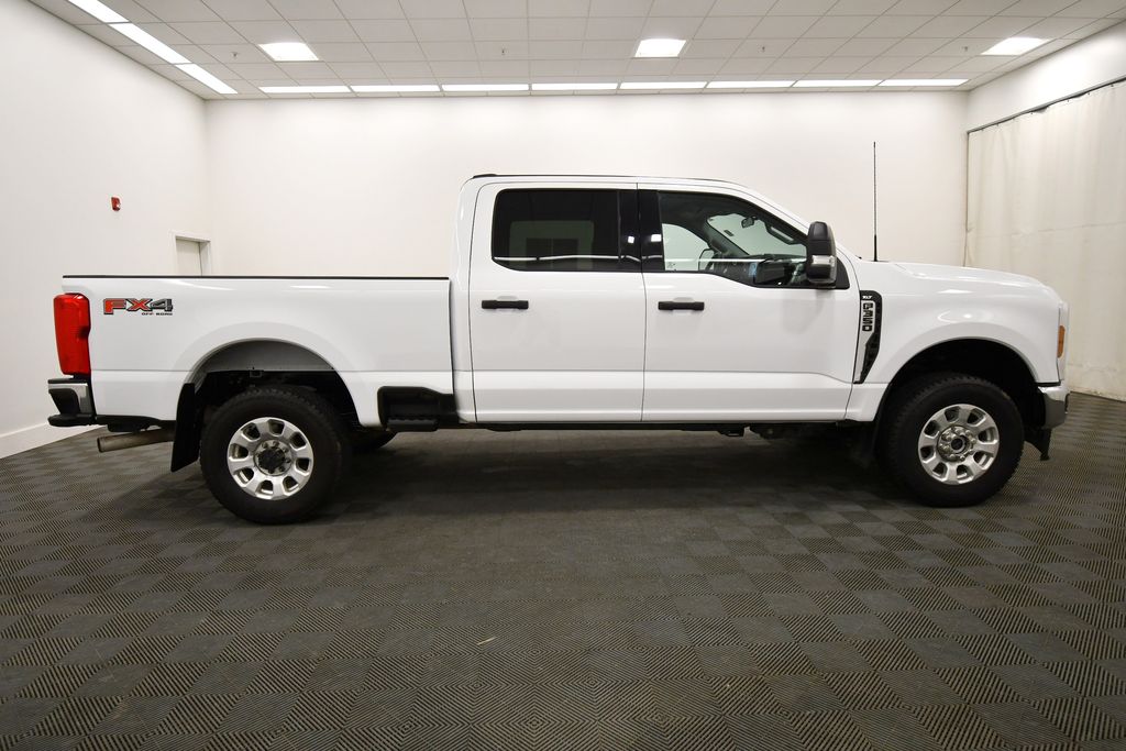 Used 2024 Ford F-350SD Truck