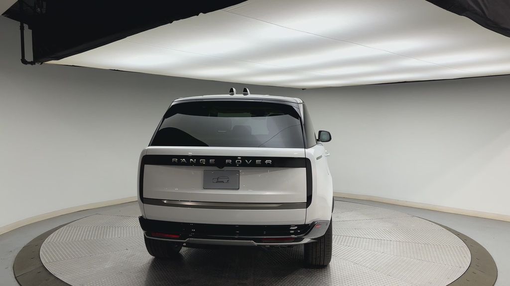 Thumbnail: 2026 Land Rover Range Rover - 3