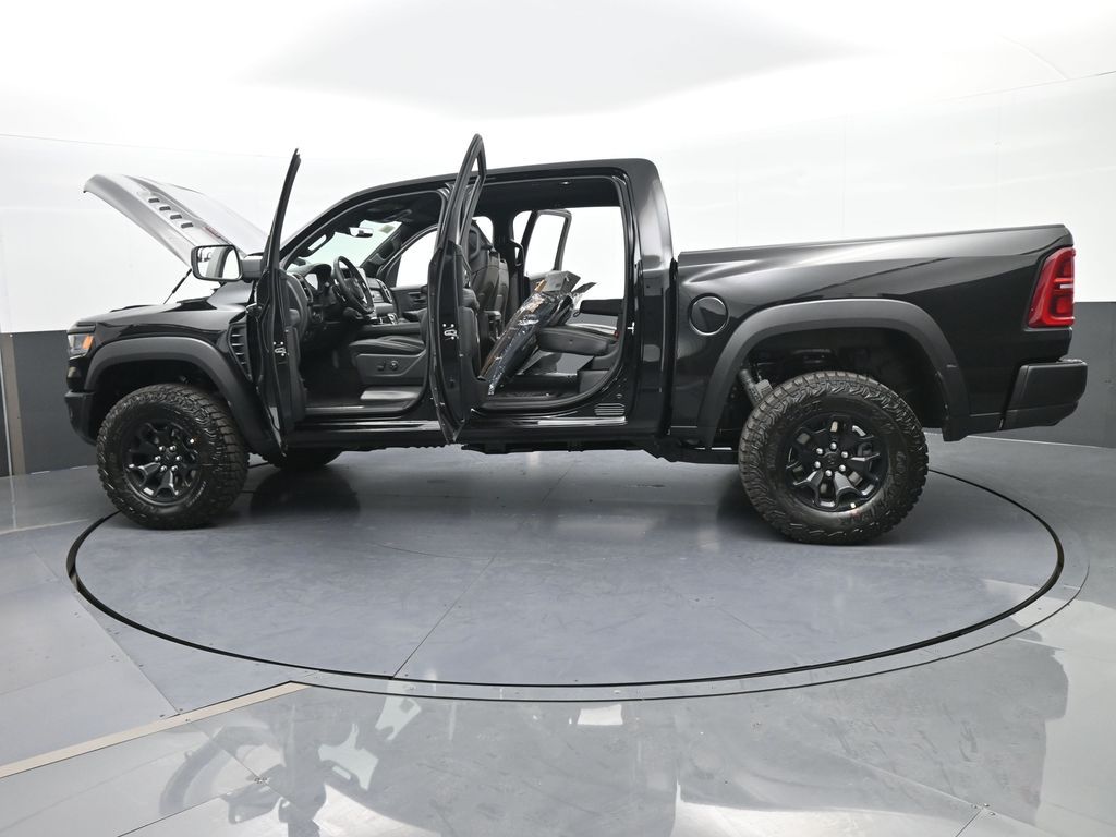 New 2026 Diamond Black Crystal Pearlcoat Ram RHO image 71