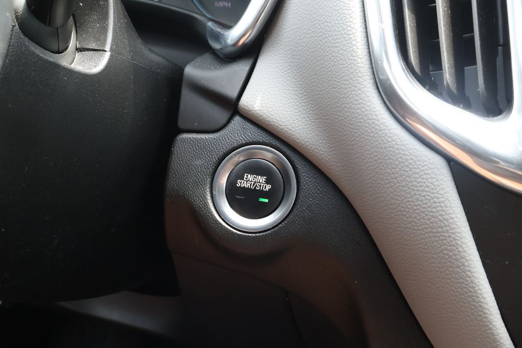 Thumbnail: 2020 Chevrolet Equinox - 28