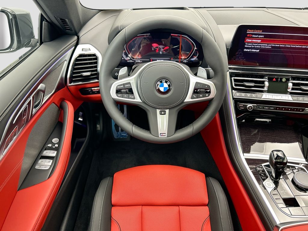 Thumbnail: 2026 BMW 8 Series - 10