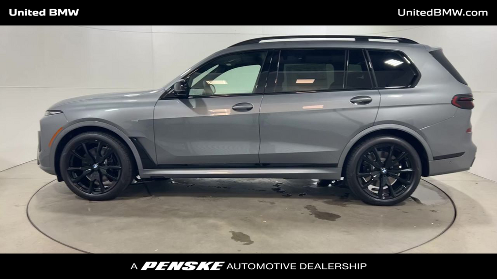 2025 BMW X7 M60i 5