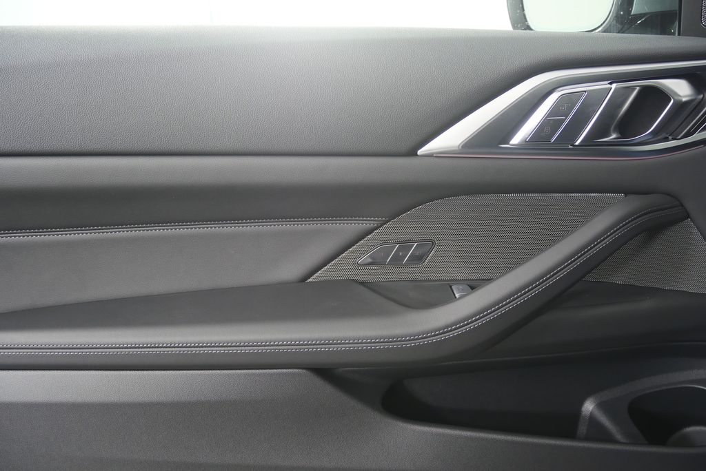 Thumbnail: 2026 BMW M4 - 10