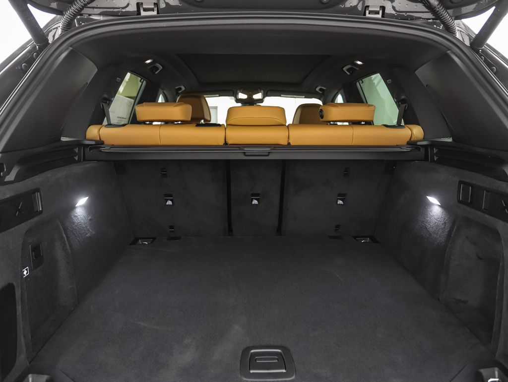 Thumbnail: 2026 BMW X5 - 24