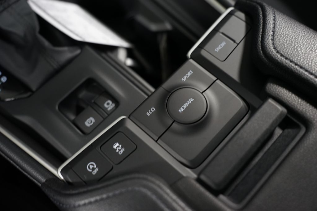 2025 Toyota Grand Highlander Limited 24