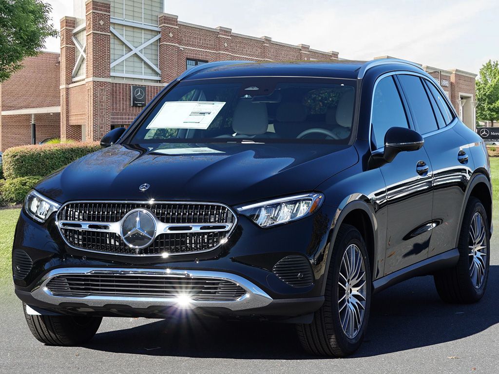 Thumbnail: 2026 Mercedes-Benz GLC - 4