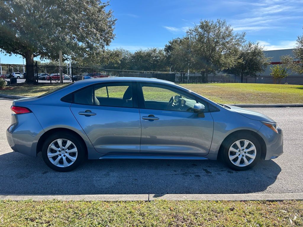 Thumbnail: 2022 Toyota Corolla - 6