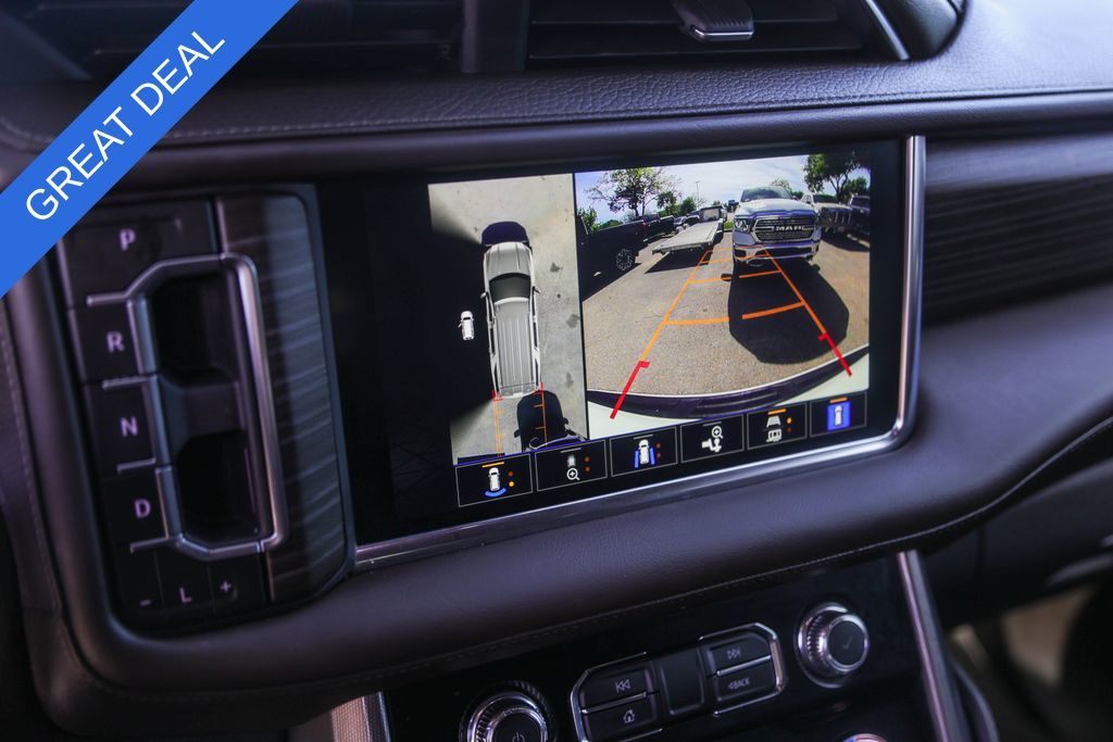 Used 2024 White GMC Denali image 17