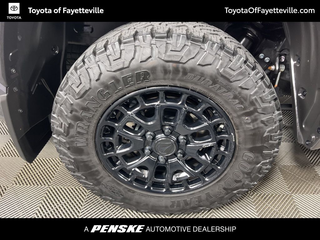 Thumbnail: 2025 Toyota Tundra - 12