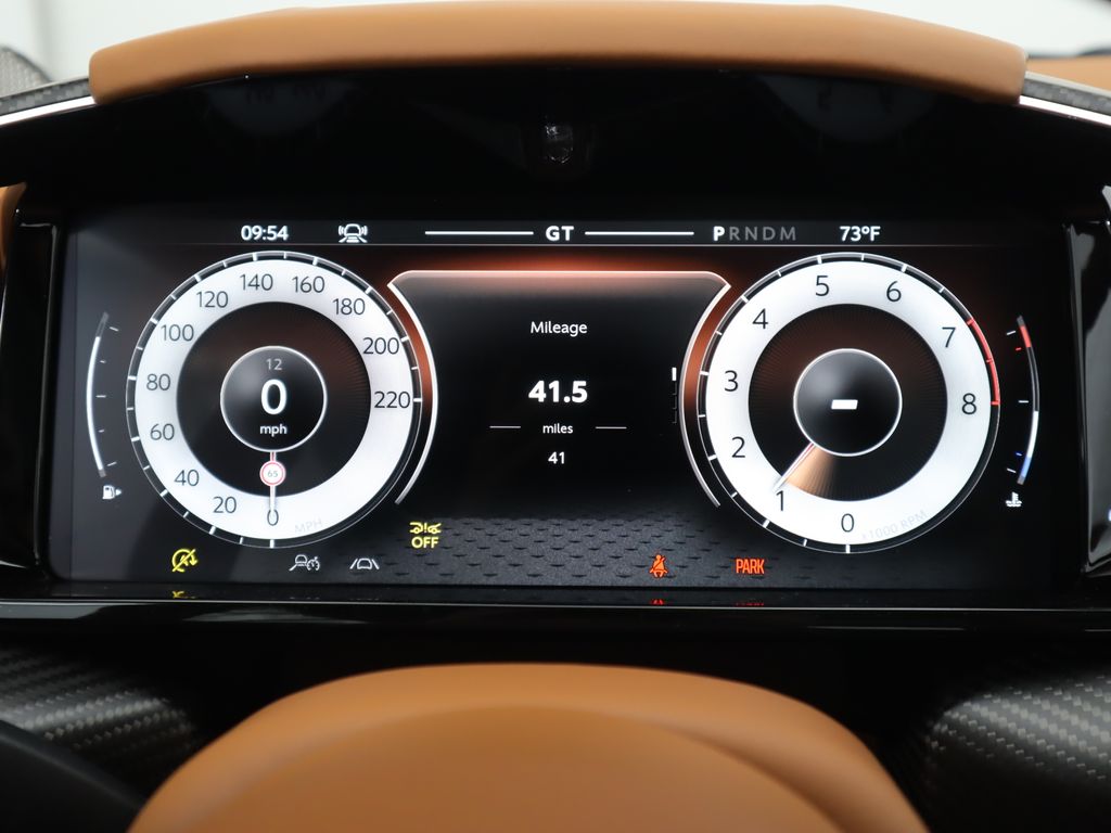 Thumbnail: 2026 Aston Martin Vanquish - 30