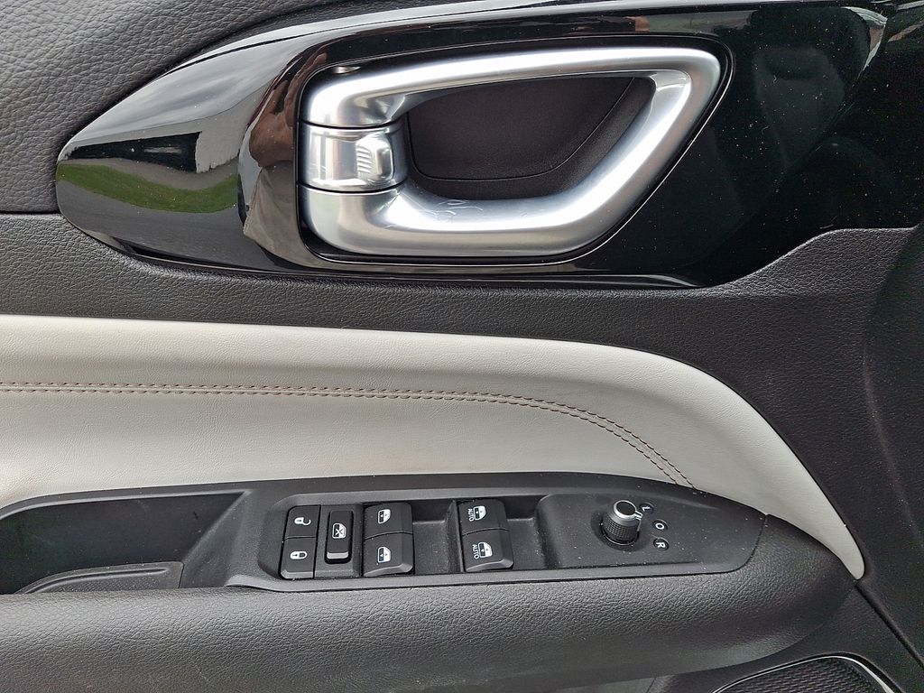 2025 Jeep Compass Limited White at Audi Porsche Sewickley