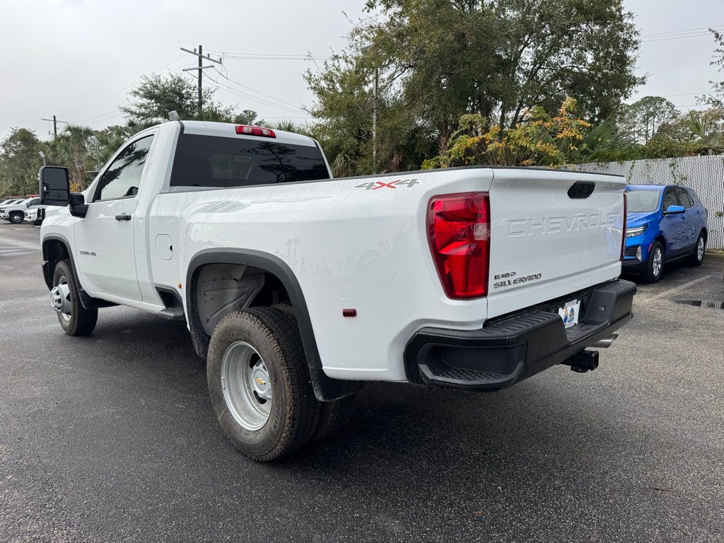 2025 Chevrolet Silverado 3500HD Work Truck 6