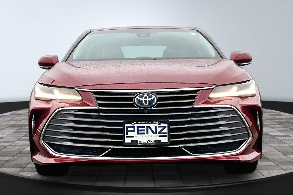 Used 2019 Toyota Avalon Limited with VIN 4T1B21FB9KU001561 for sale in Rochester, Minnesota