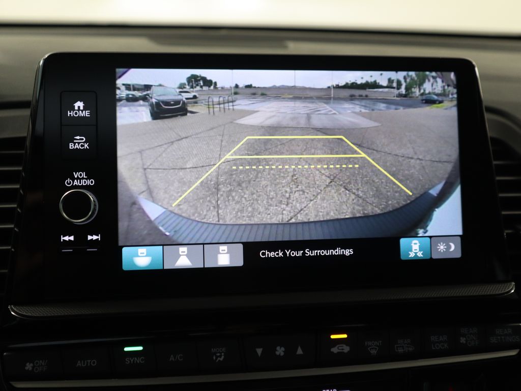 Thumbnail: 2026 Honda Odyssey - 15