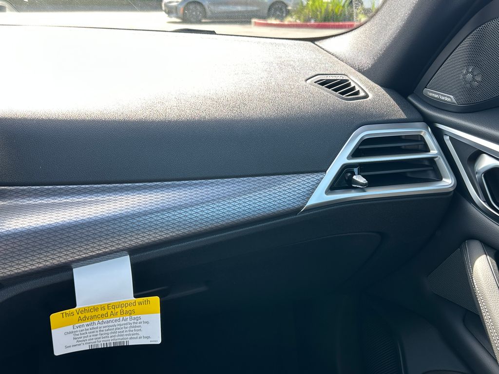 Thumbnail: 2026 BMW i4 - 26