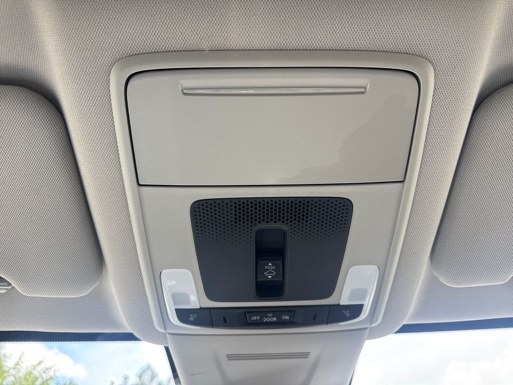Used 2023 Gray Honda EX-L image 23