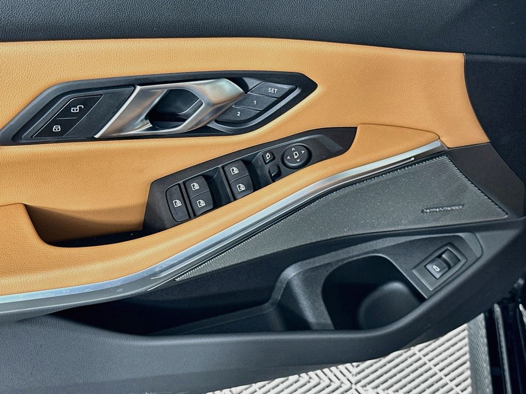 Thumbnail: 2026 BMW 3 Series - 20