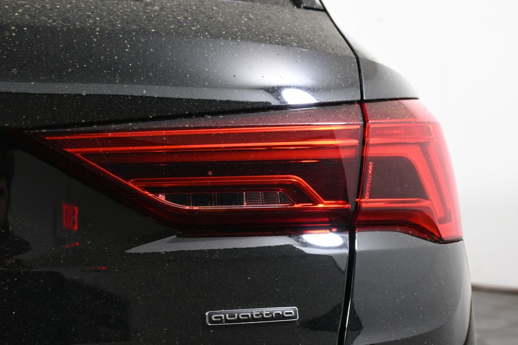 Thumbnail: 2025 Audi Q3 - 13