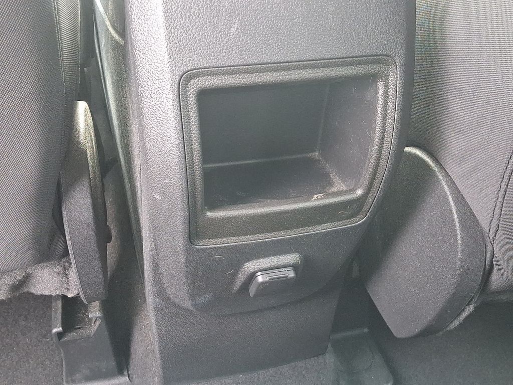 Thumbnail: 2018 Ford Escape - 11