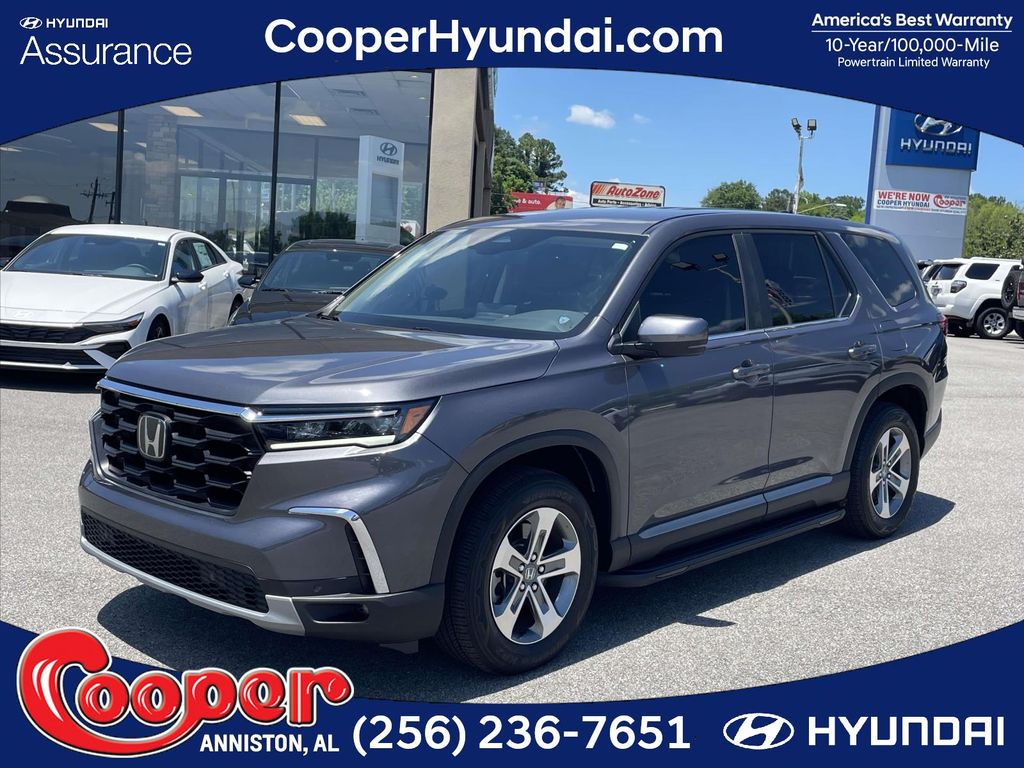 Silver 2023 Honda Pilot EX-L FWD with Captains Chairs SUV / Crossover Front-Wheel Drive Automatic