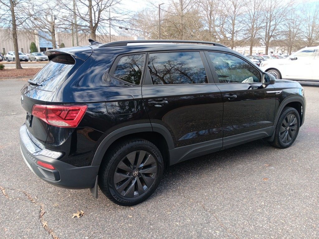 2023 Volkswagen Taos 1.5T S 10