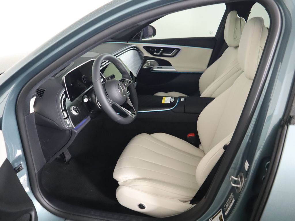 Thumbnail: 2025 Mercedes-Benz E-Class - 21