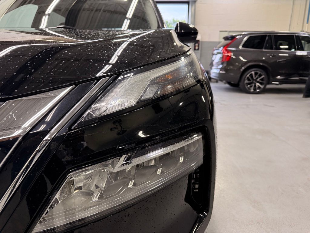 Thumbnail: 2021 Nissan Rogue - 9