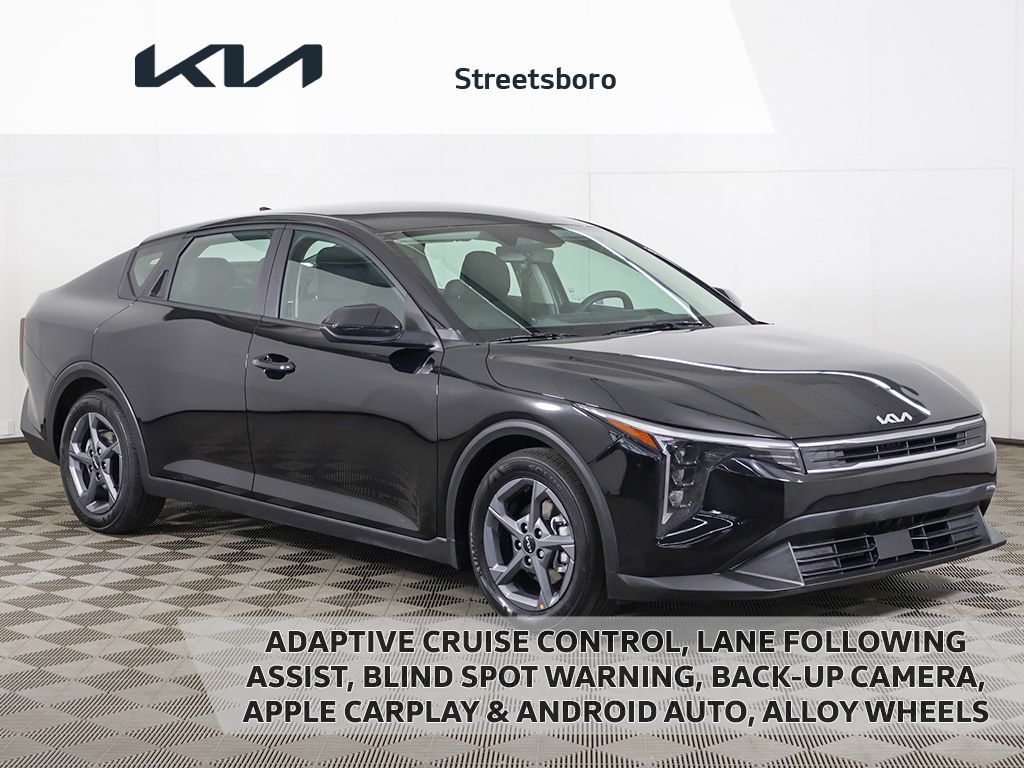 2025 Kia K4 LXS FWD