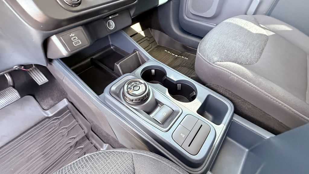 Used 2025 Ford Maverick XL 4D Crew Cab