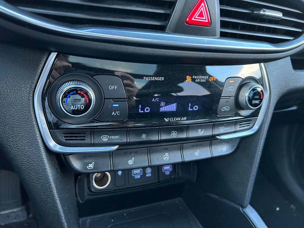 Thumbnail: 2020 Hyundai Santa Fe - 27