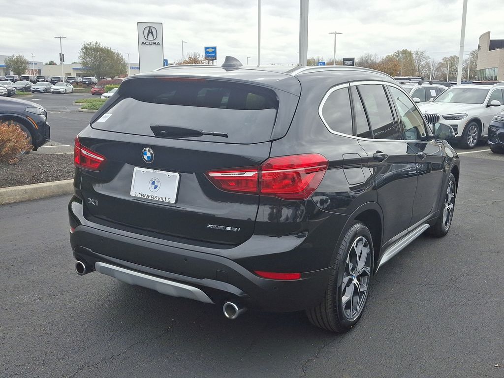 2021 BMW X1 xDrive28i 6