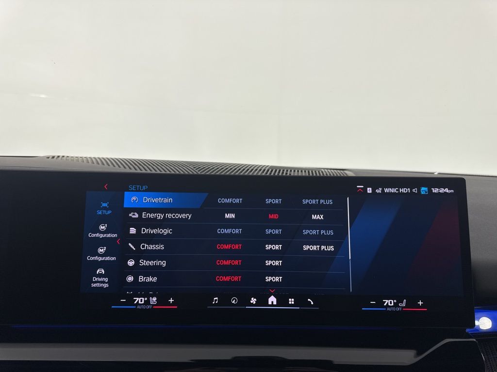 Thumbnail: 2026 BMW M5 - 22