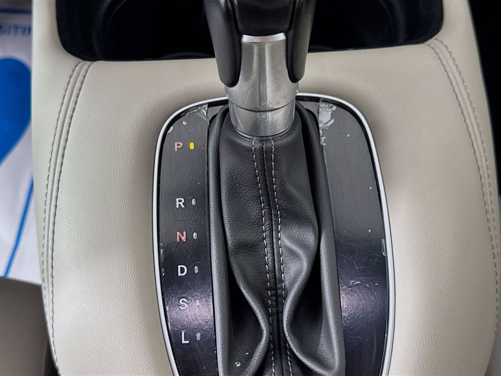 Used Car 2024 Honda Hr-v  Ex-l For Sale Under $30,000 In Austin, Texas