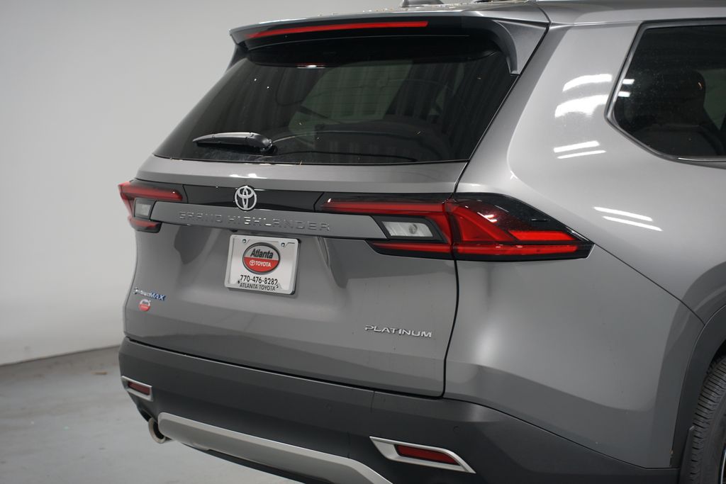 Thumbnail: 2026 Toyota Grand Highlander - 9