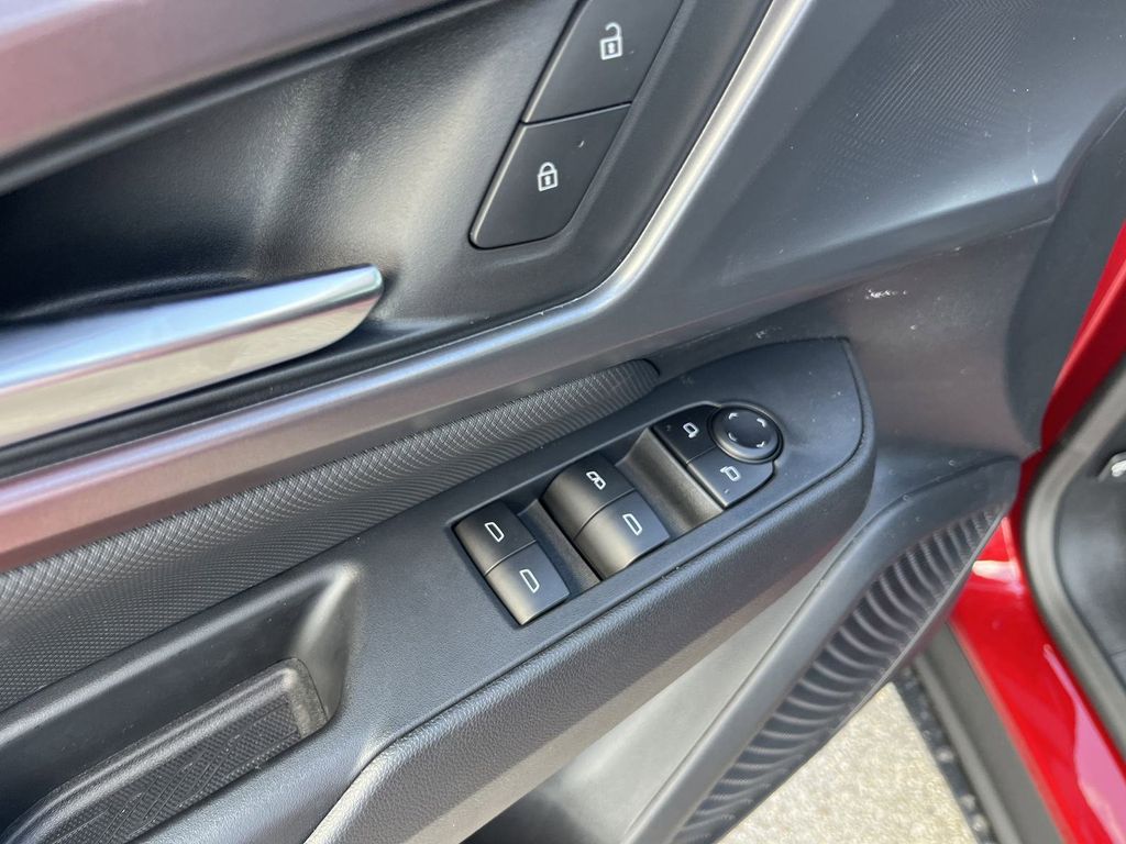 new 2025 Chevrolet Equinox EV car, priced at $34,895